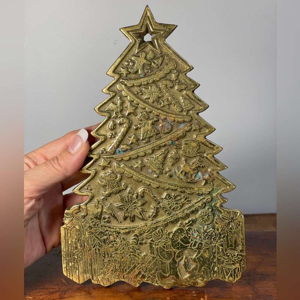 Antique Brass Trivet Christmas Tree Virginia metal